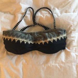 Athletes bandeau bikini top